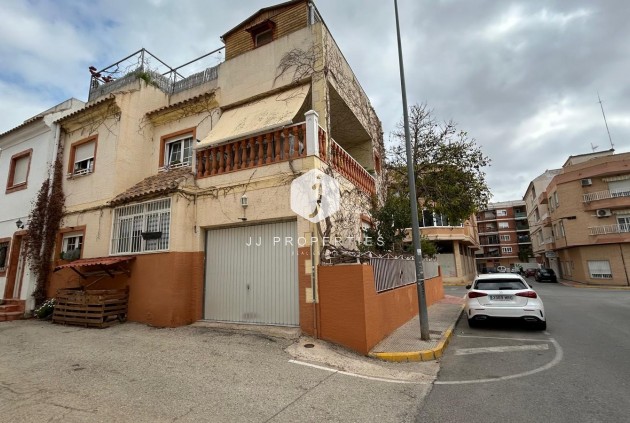 Segunda mano - Villa -
Los Montesinos - Costa Blanca