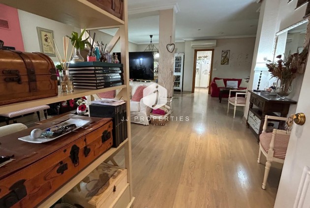 Segunda mano - Villa -
Los Montesinos - Costa Blanca