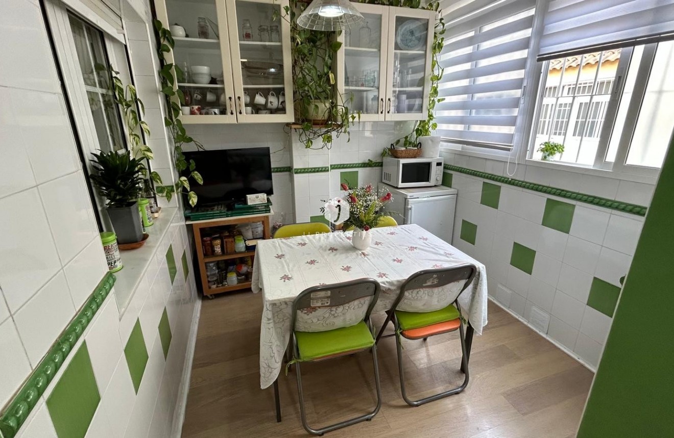 Segunda mano - Villa -
Los Montesinos - Costa Blanca