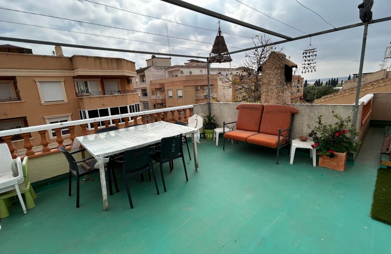 Segunda mano - Villa -
Los Montesinos - Costa Blanca