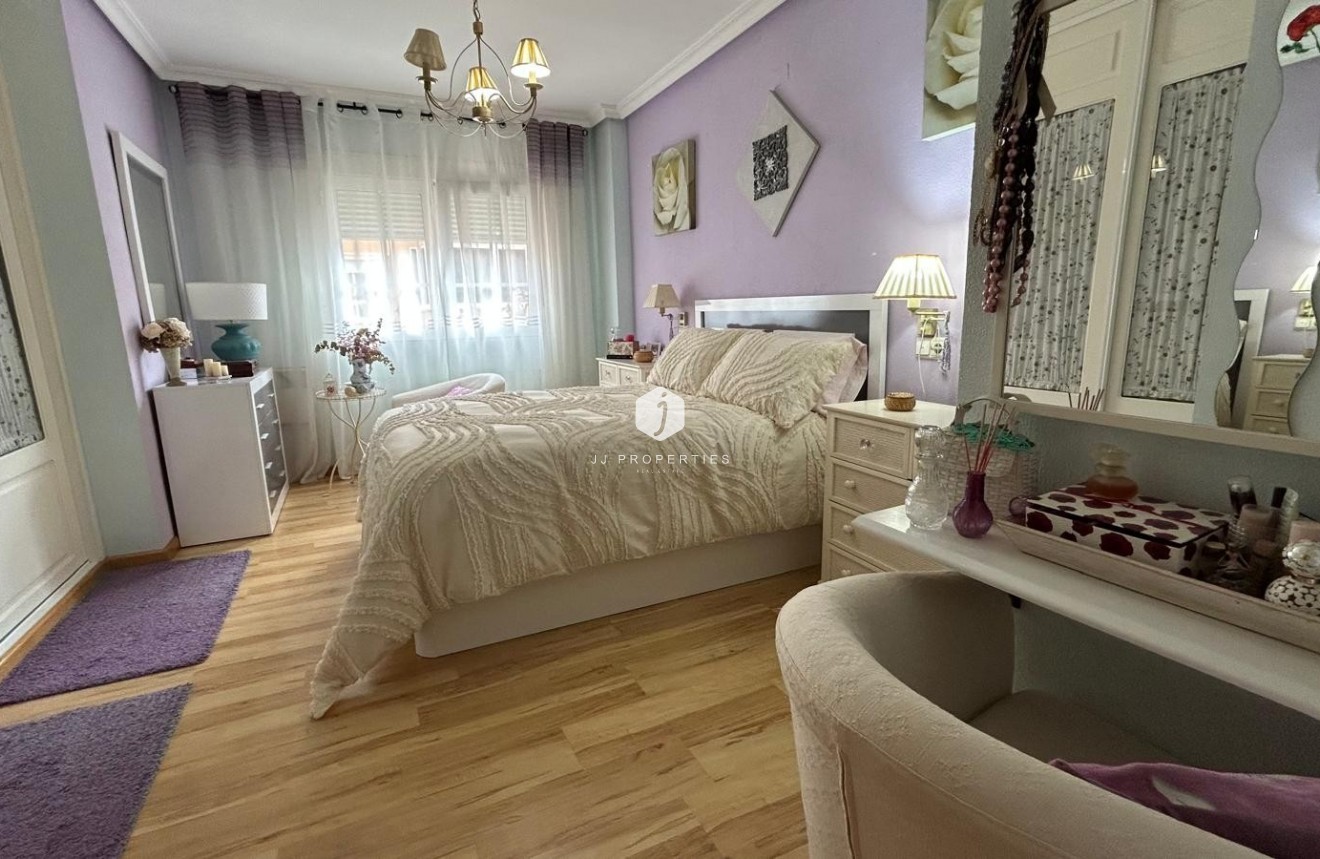 Segunda mano - Villa -
Los Montesinos - Costa Blanca