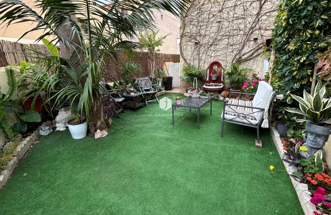 Segunda mano - Villa -
Los Montesinos - Costa Blanca