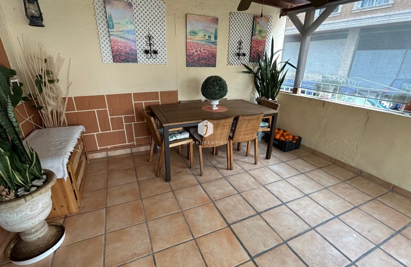 Segunda mano - Villa -
Los Montesinos - Costa Blanca