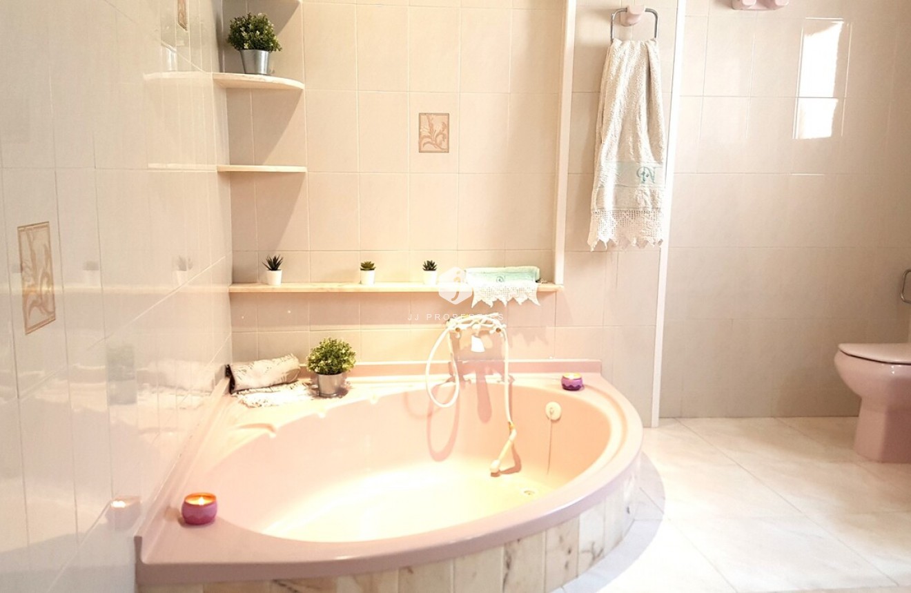 Segunda mano - Ático -
Torrevieja - Playa del Cura