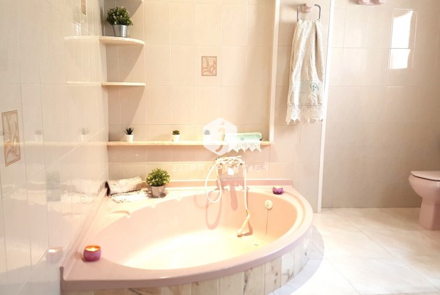 Segunda mano - Ático -
Torrevieja - Playa del Cura