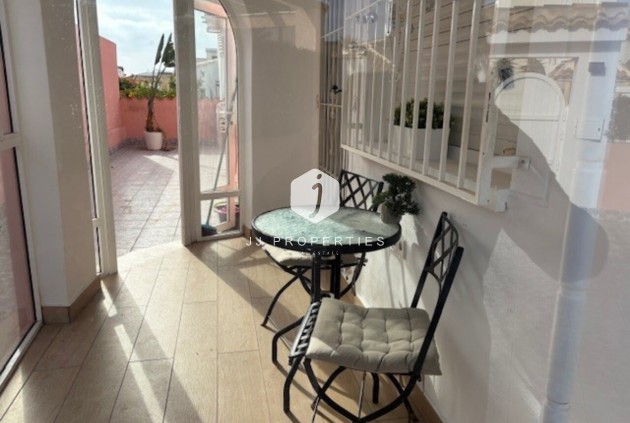 Segunda mano - Villa -
Playa Flamenca - Costa Blanca