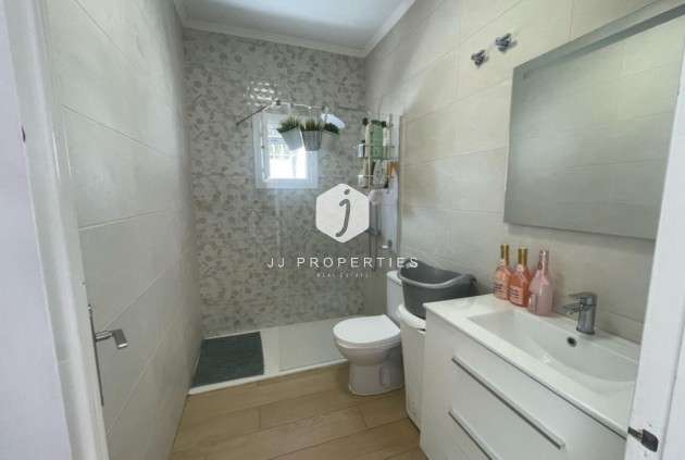 Segunda mano - Villa -
Playa Flamenca - Costa Blanca