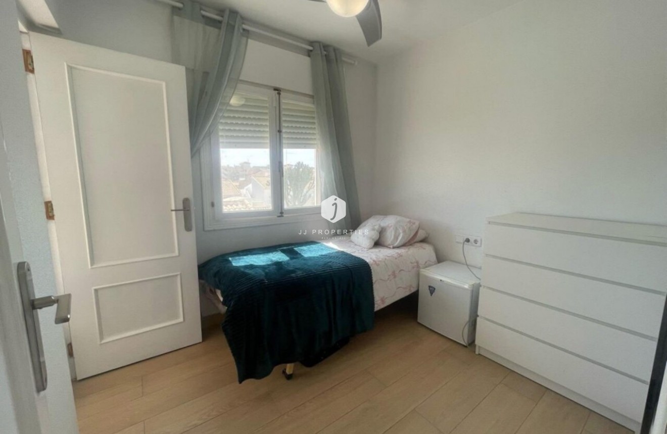 Segunda mano - Villa -
Playa Flamenca - Costa Blanca