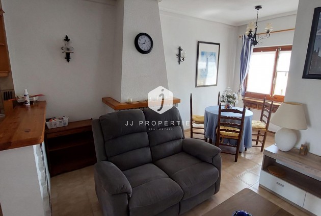 Resale - Apartment / flat -
Torrevieja - Punta prima