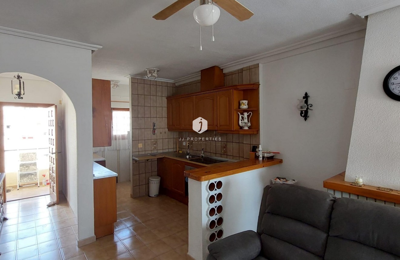 Resale - Apartment / flat -
Torrevieja - Punta prima