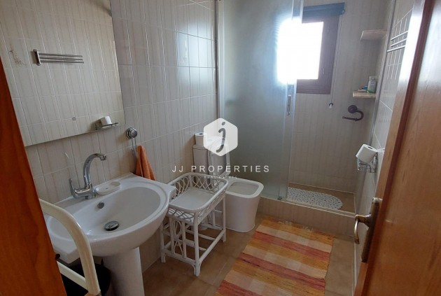 Resale - Apartment / flat -
Torrevieja - Punta prima