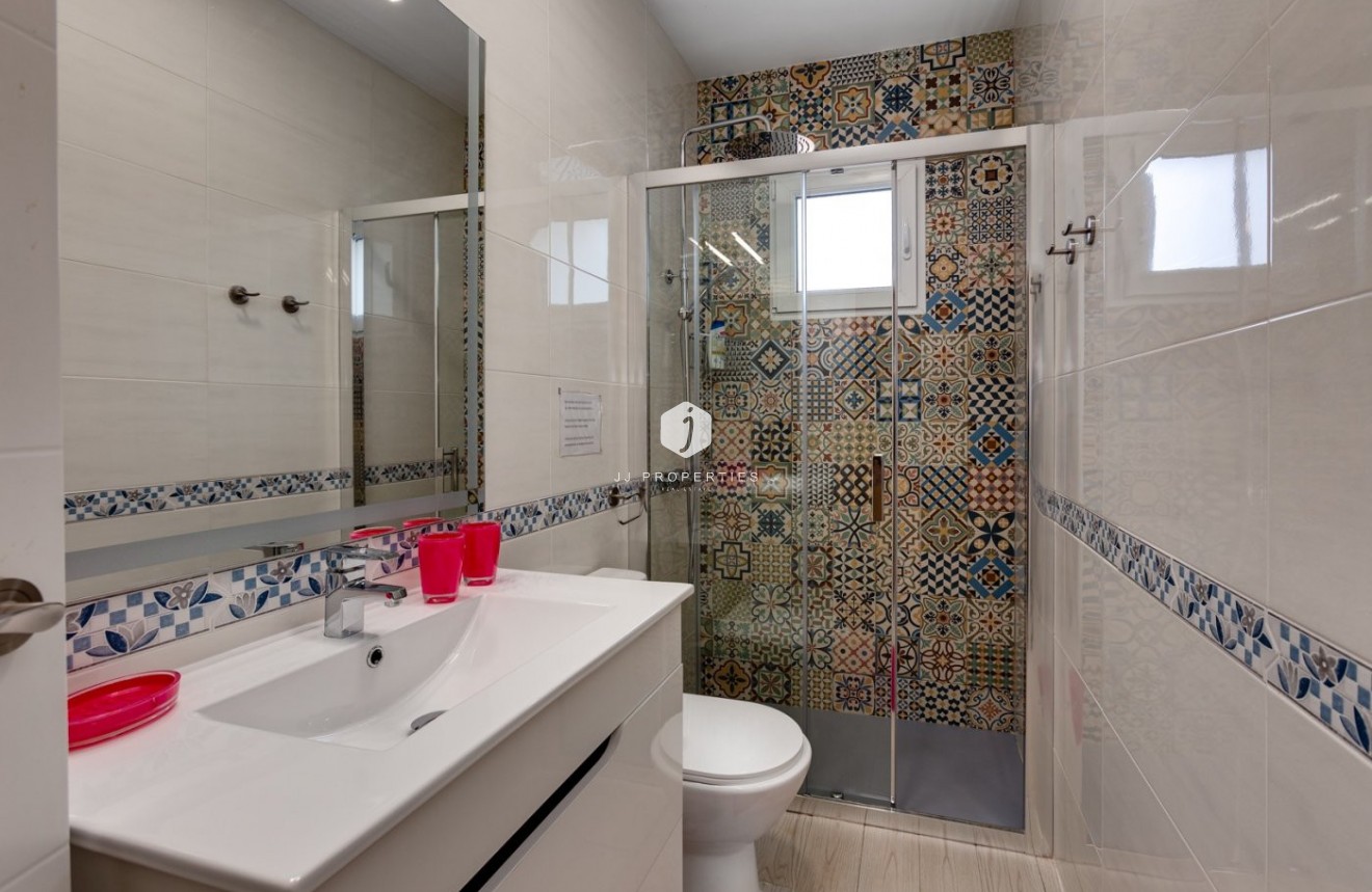 Segunda mano - Villa -
Torrevieja - San luis