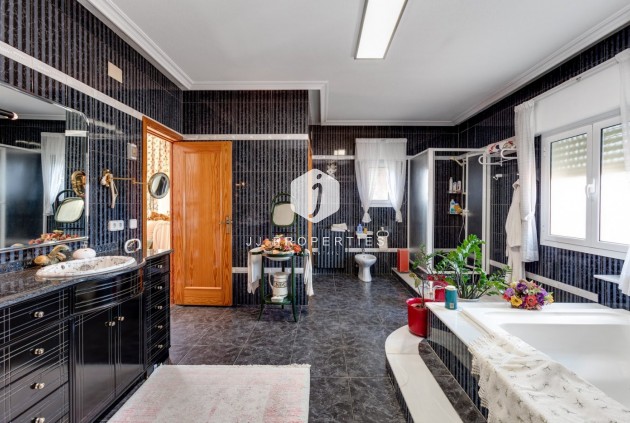 Segunda mano - Villa -
Torrevieja - San luis