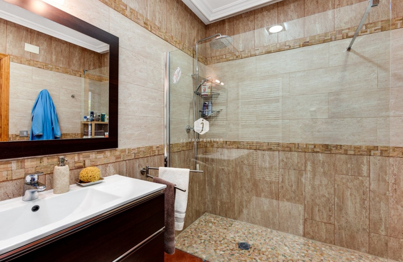 Segunda mano - Villa -
Torrevieja - San luis