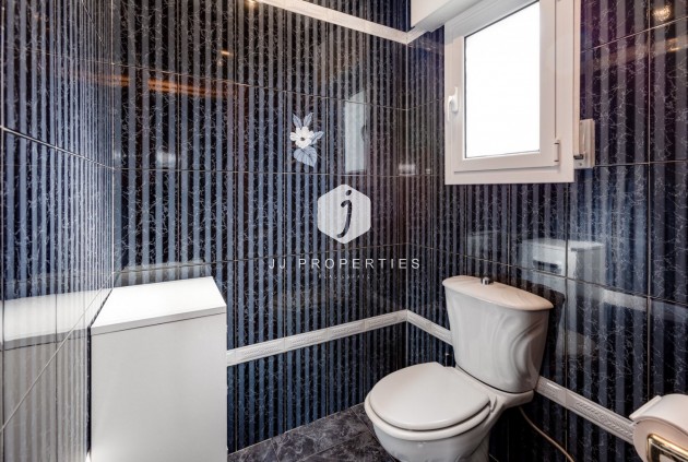 Segunda mano - Villa -
Torrevieja - San luis