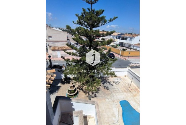 Segunda mano - Chalet -
Orihuela Costa - Cabo Roig