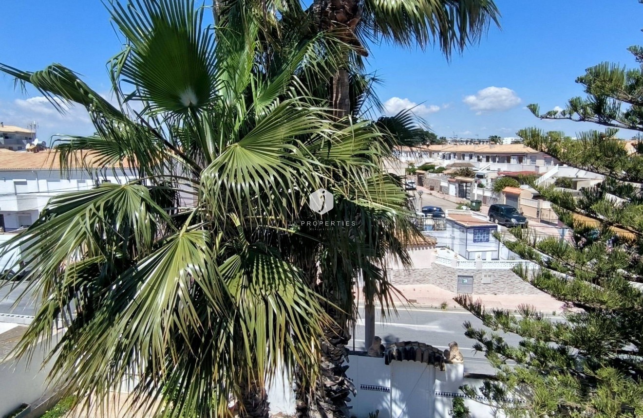 Segunda mano - Chalet -
Orihuela Costa - Cabo Roig