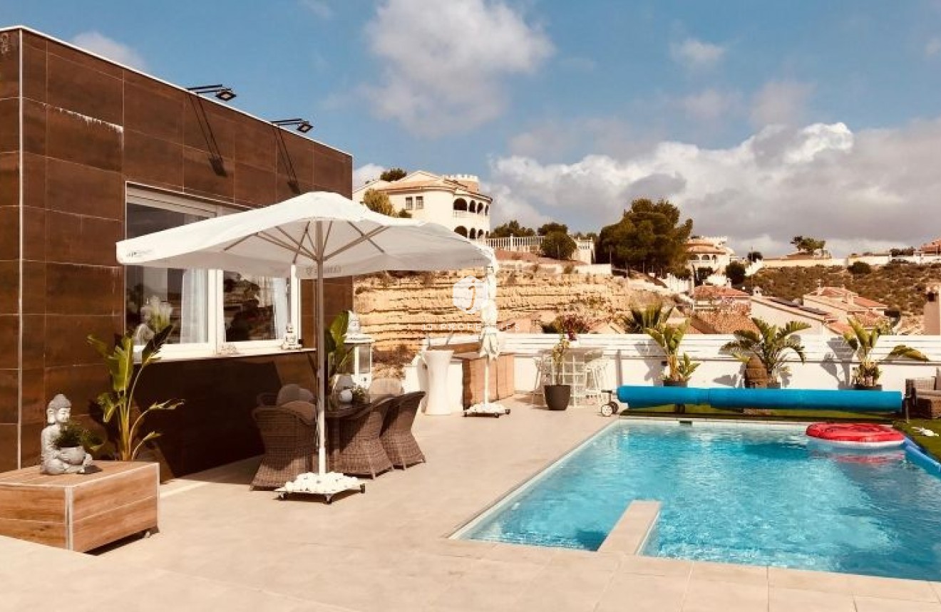 Segunda mano - Villa -
Ciudad Quesada - Costa Blanca