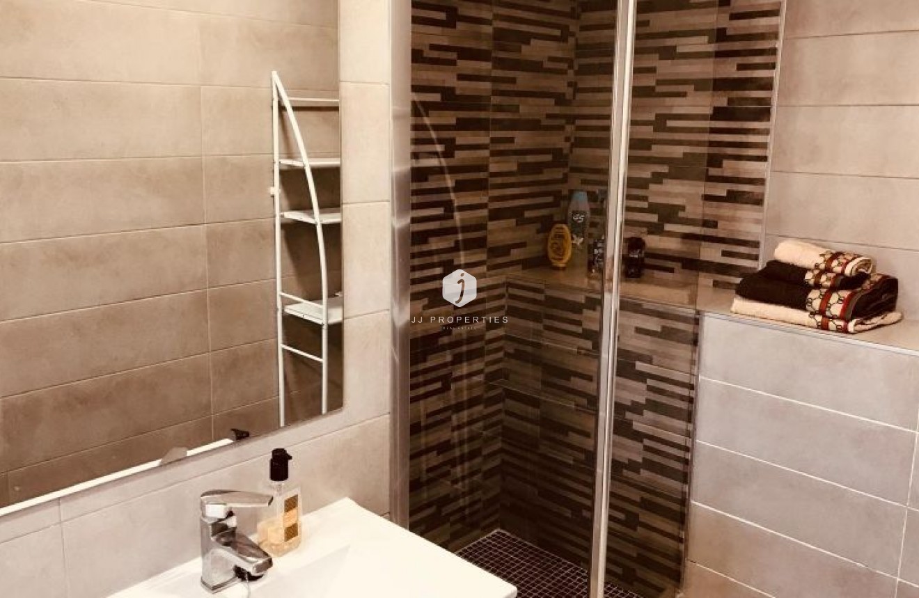 Segunda mano - Villa -
Ciudad Quesada - Costa Blanca