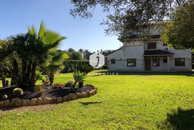 Tweedehands - Villa -
Orihuela Costa - Costa Blanca