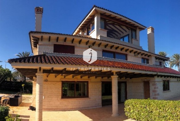 Tweedehands - Villa -
Orihuela Costa - Costa Blanca