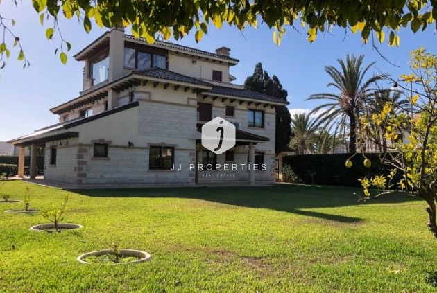 Tweedehands - Villa -
Orihuela Costa - Costa Blanca