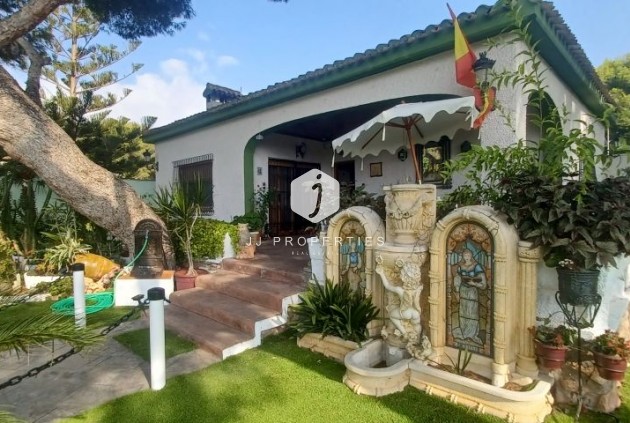 D'occasion - Villa -
Orihuela Costa - Costa Blanca