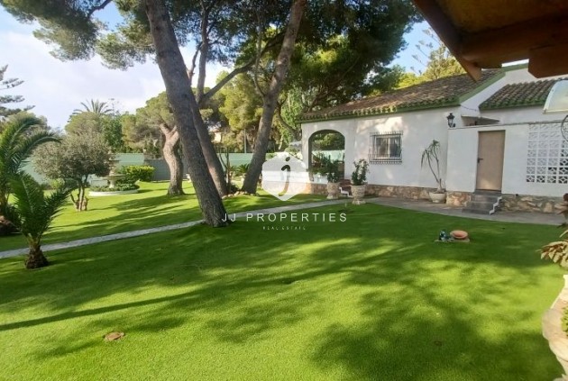 D'occasion - Villa -
Orihuela Costa - Costa Blanca