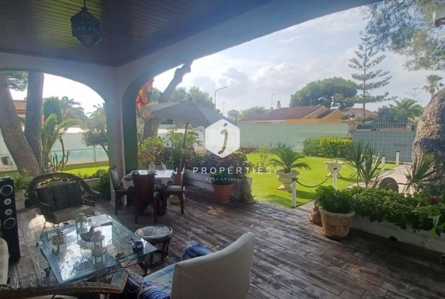 D'occasion - Villa -
Orihuela Costa - Costa Blanca