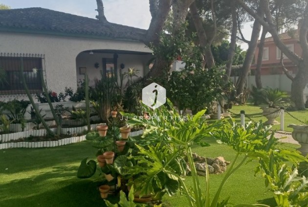 D'occasion - Villa -
Orihuela Costa - Costa Blanca