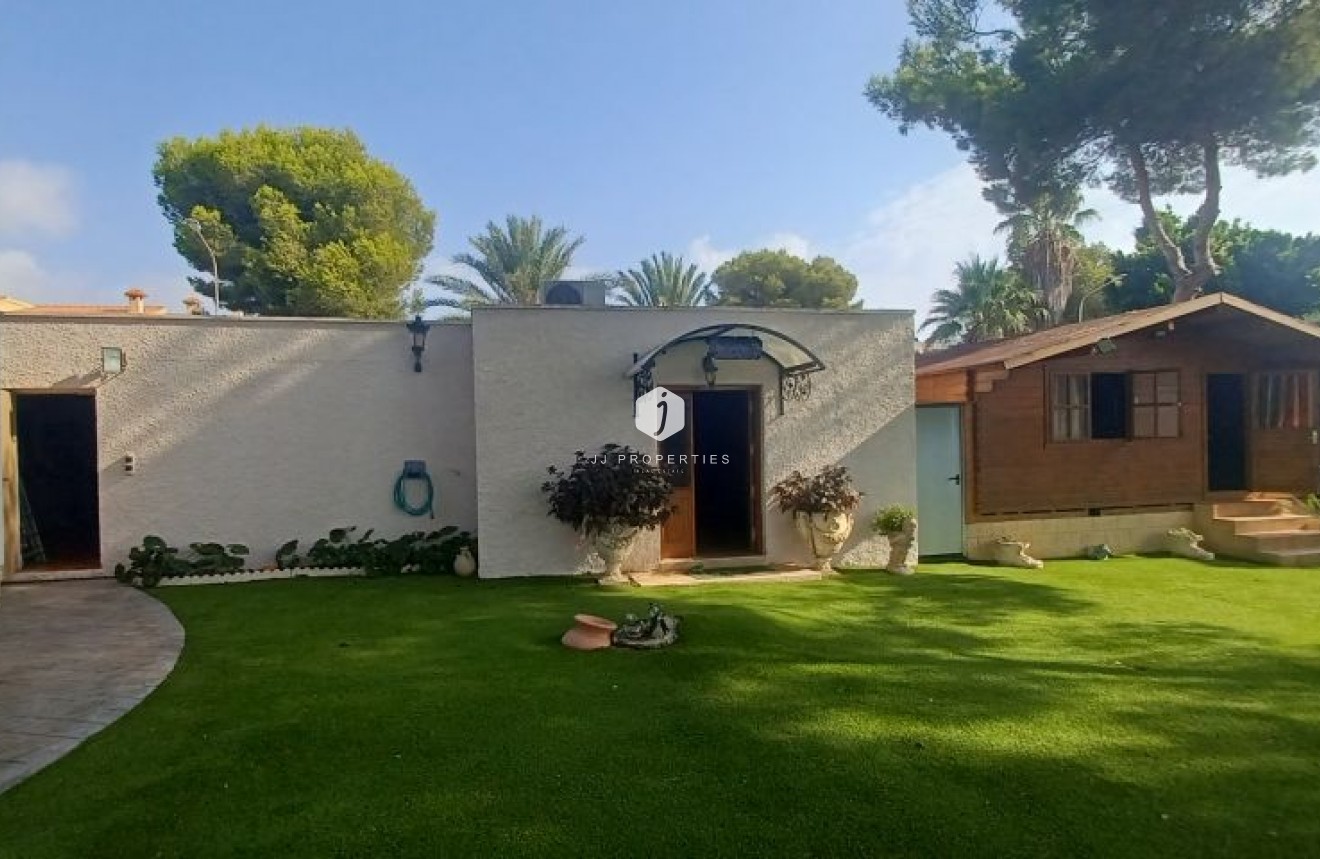 D'occasion - Villa -
Orihuela Costa - Costa Blanca