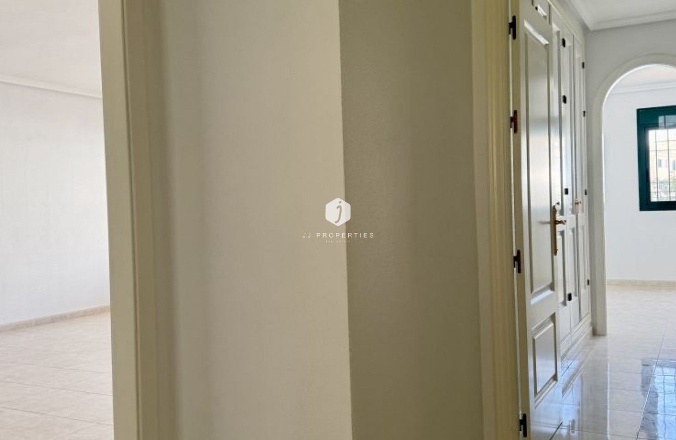 Segunda mano - Apartamento / piso -
Orihuela Costa - Costa Blanca