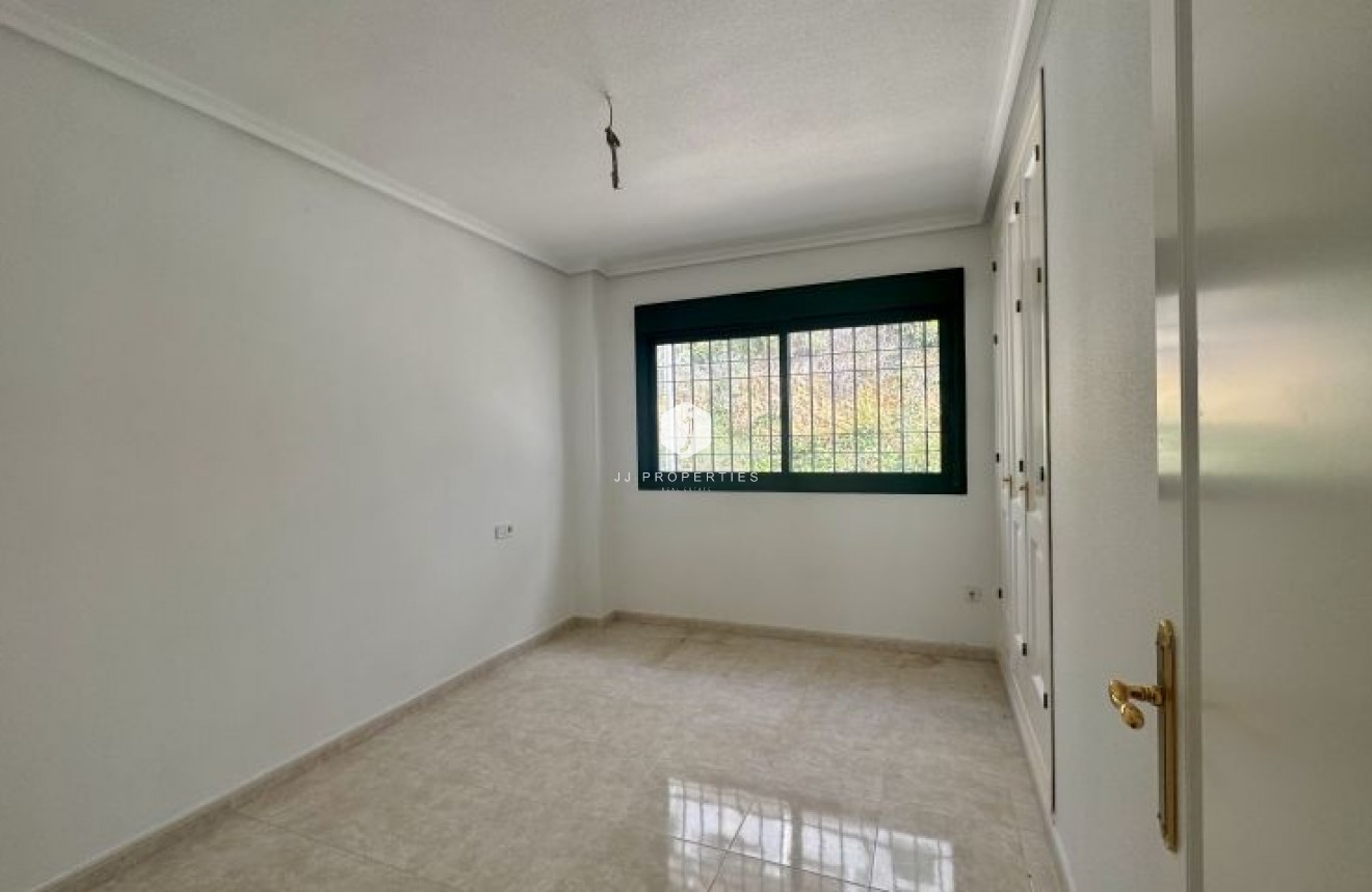 Segunda mano - Apartamento / piso -
Orihuela Costa - Costa Blanca