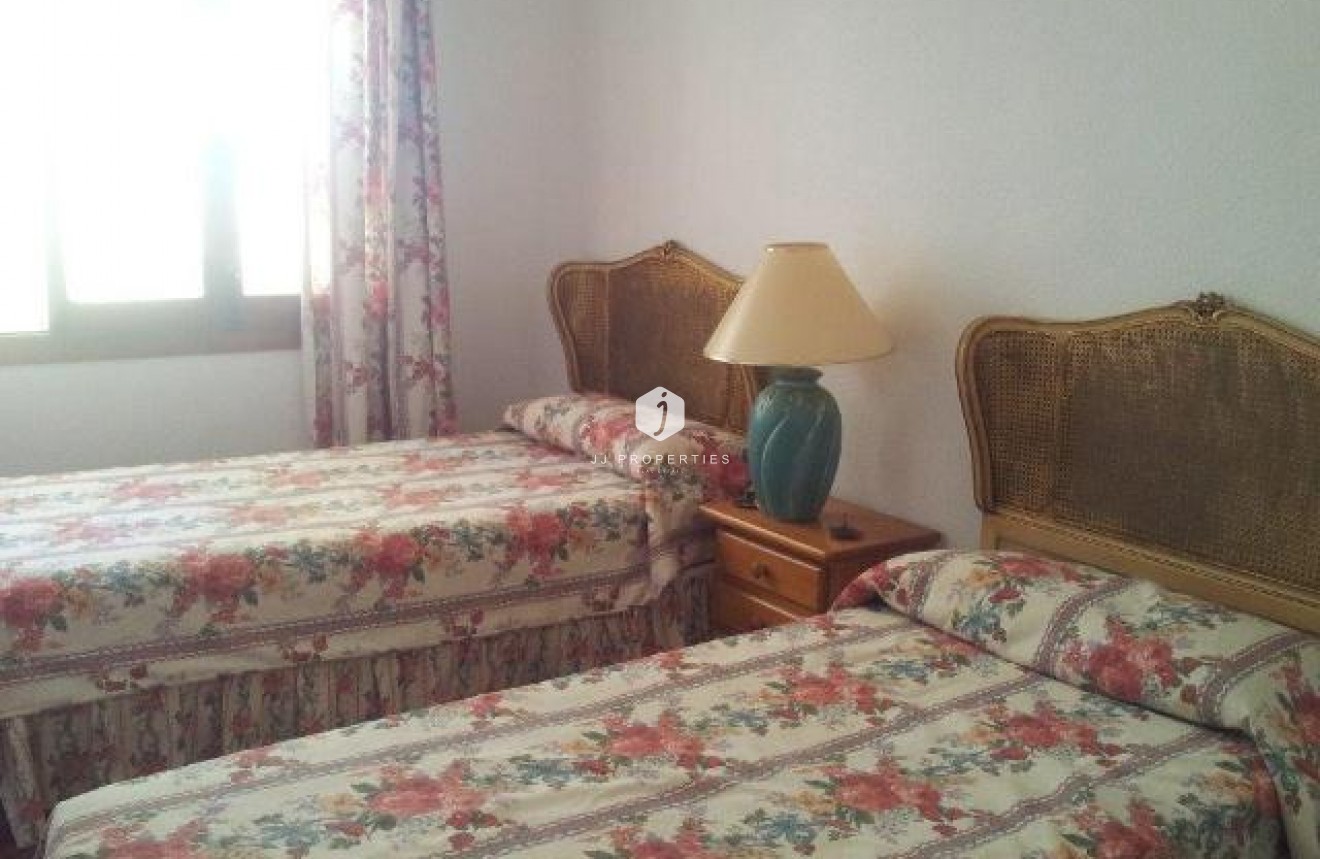 Segunda mano - Villa -
Campoamor - Costa Blanca