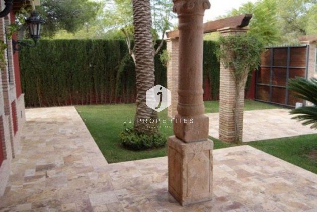 Segunda mano - Villa -
Campoamor - Costa Blanca