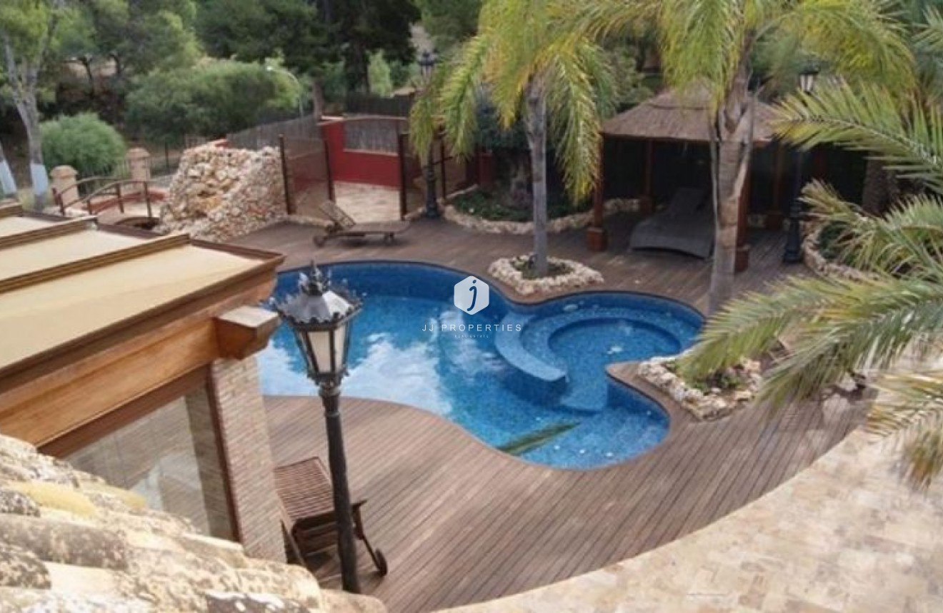 Segunda mano - Villa -
Campoamor - Costa Blanca