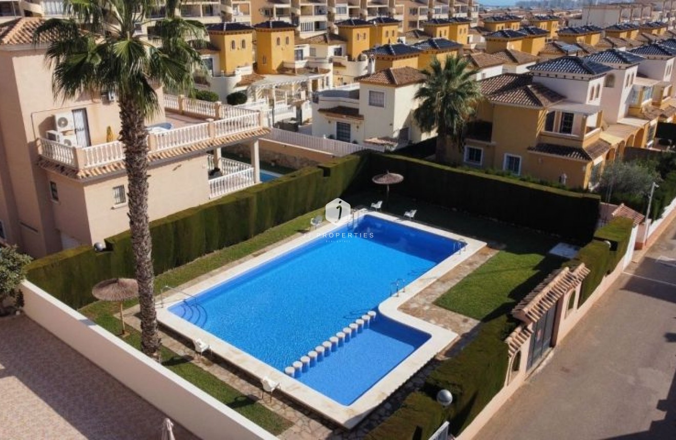 Tweedehands - Villa -
Orihuela Costa - Costa Blanca