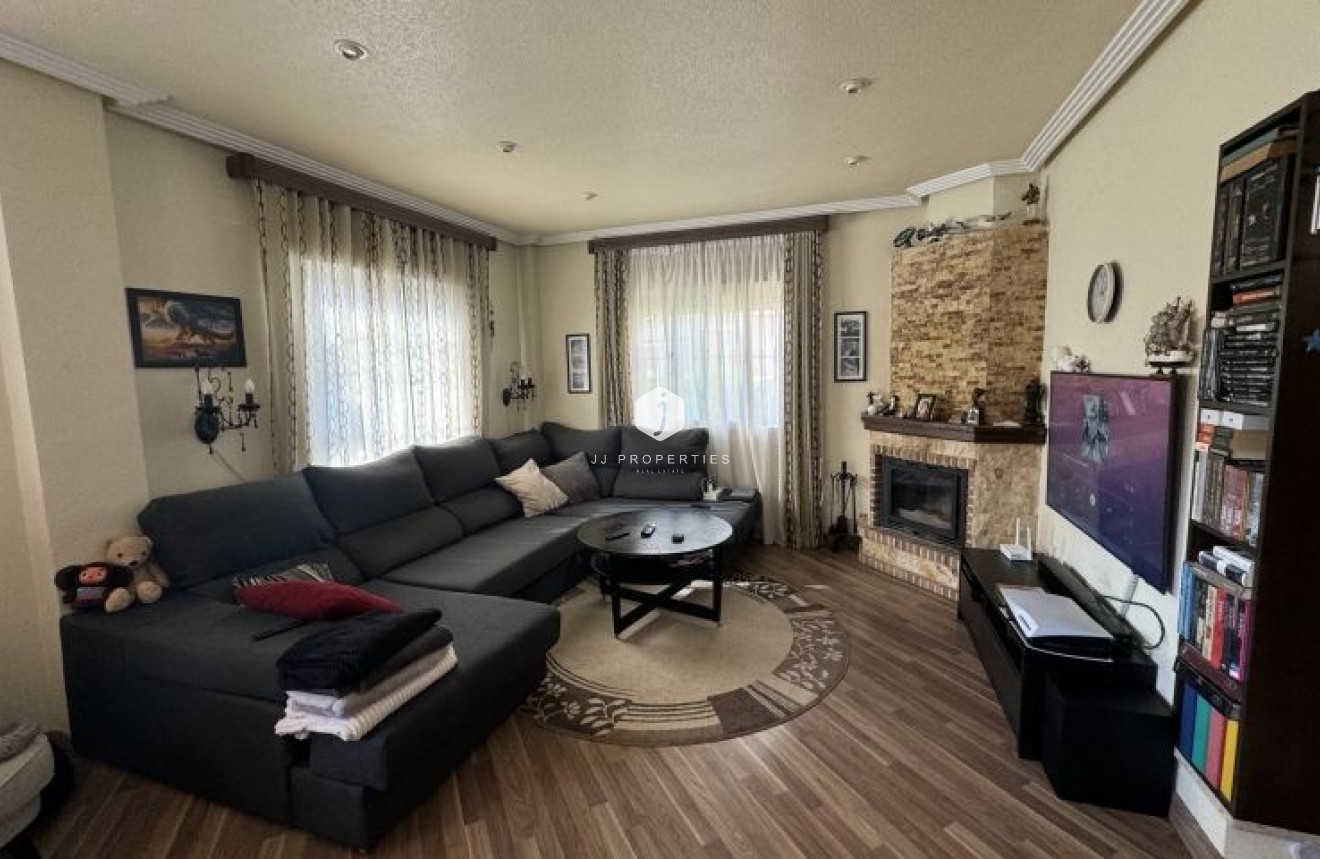 Tweedehands - Villa -
Orihuela Costa - Costa Blanca