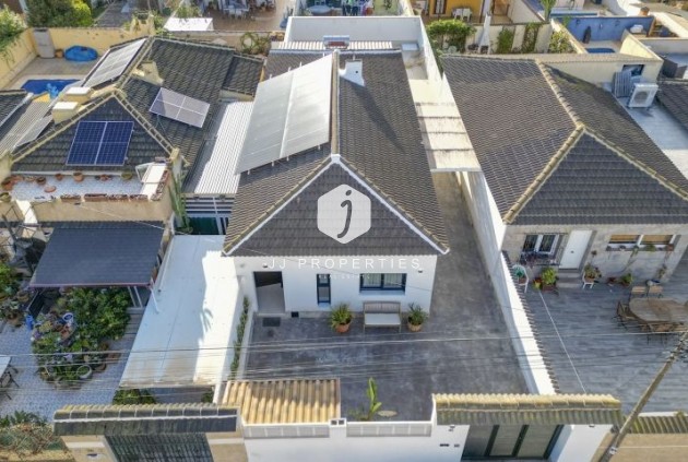 Segunda mano - Villa -
Torrevieja - Costa Blanca