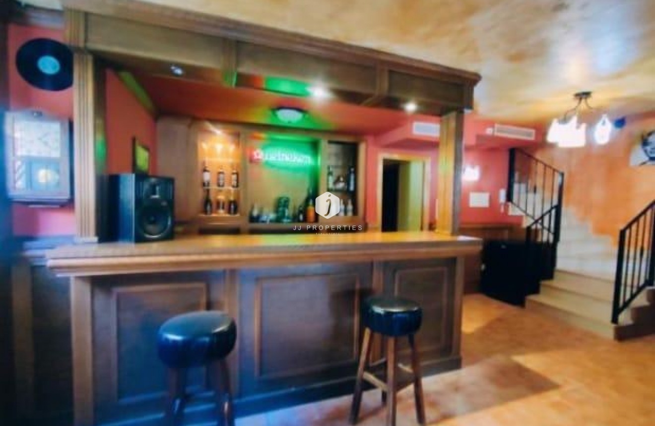 Segunda mano - Villa -
Torrevieja - aguas nuevas