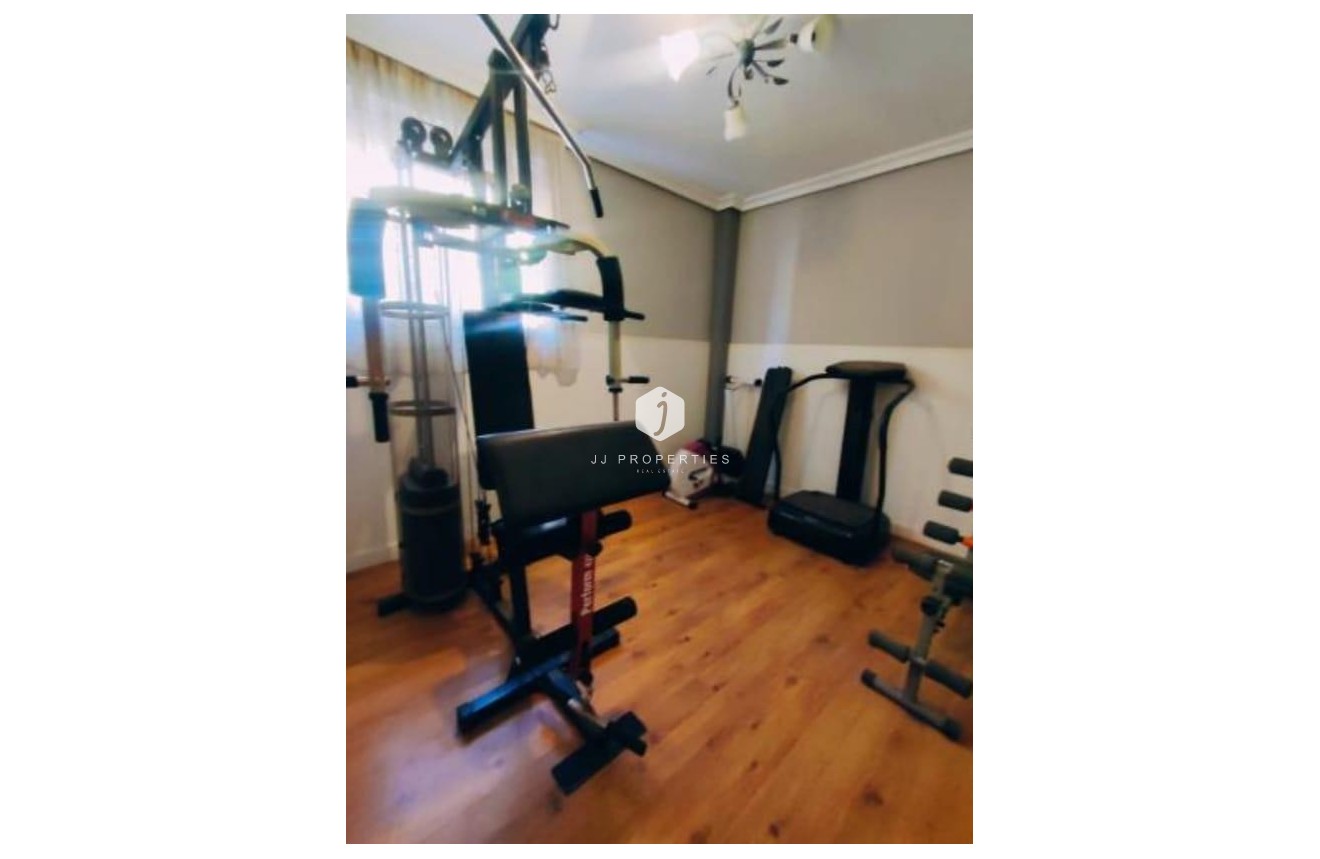 Segunda mano - Villa -
Torrevieja - aguas nuevas