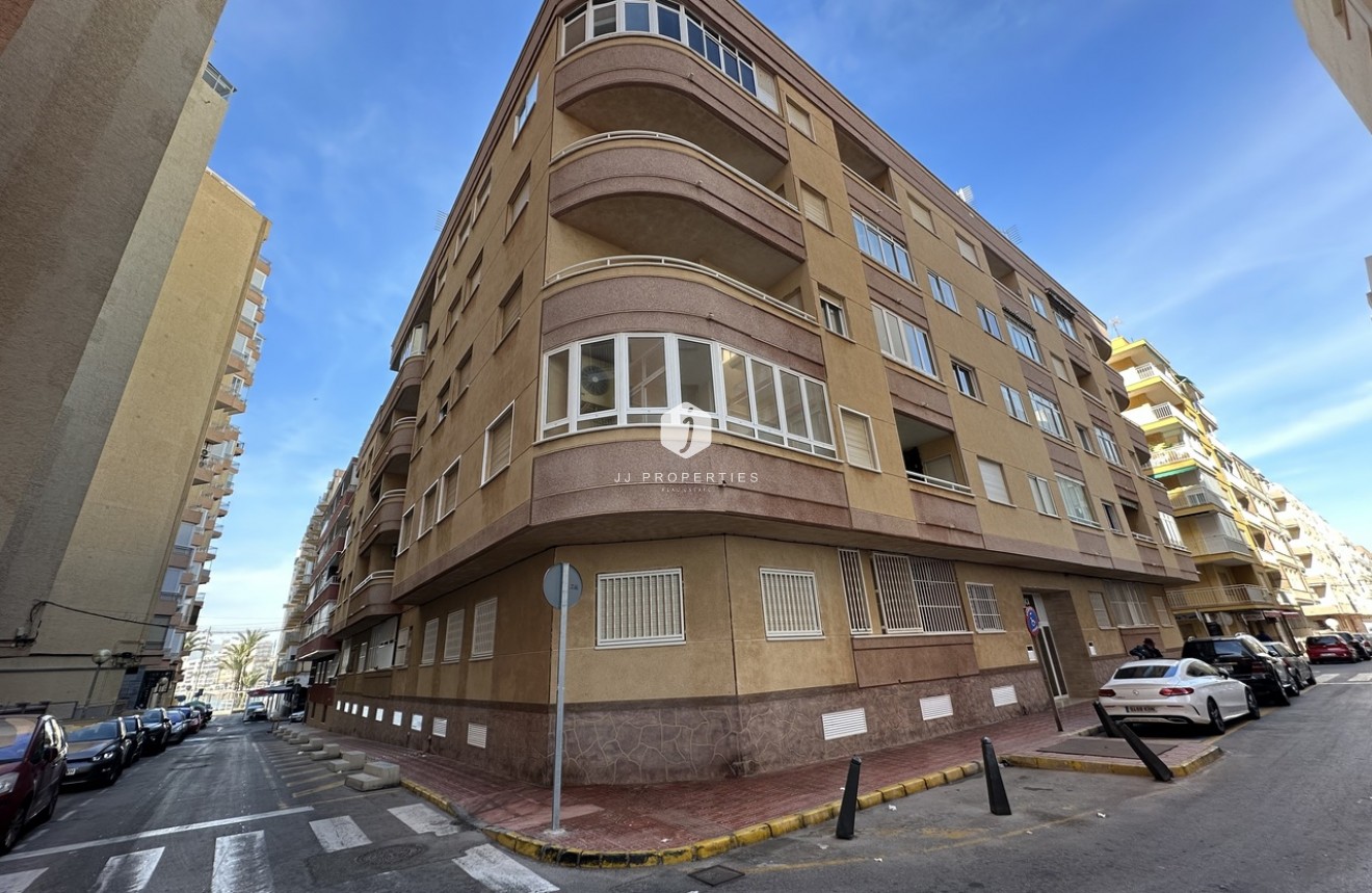 Tweedehands - Appartement / flat -
Torrevieja - Costa Blanca