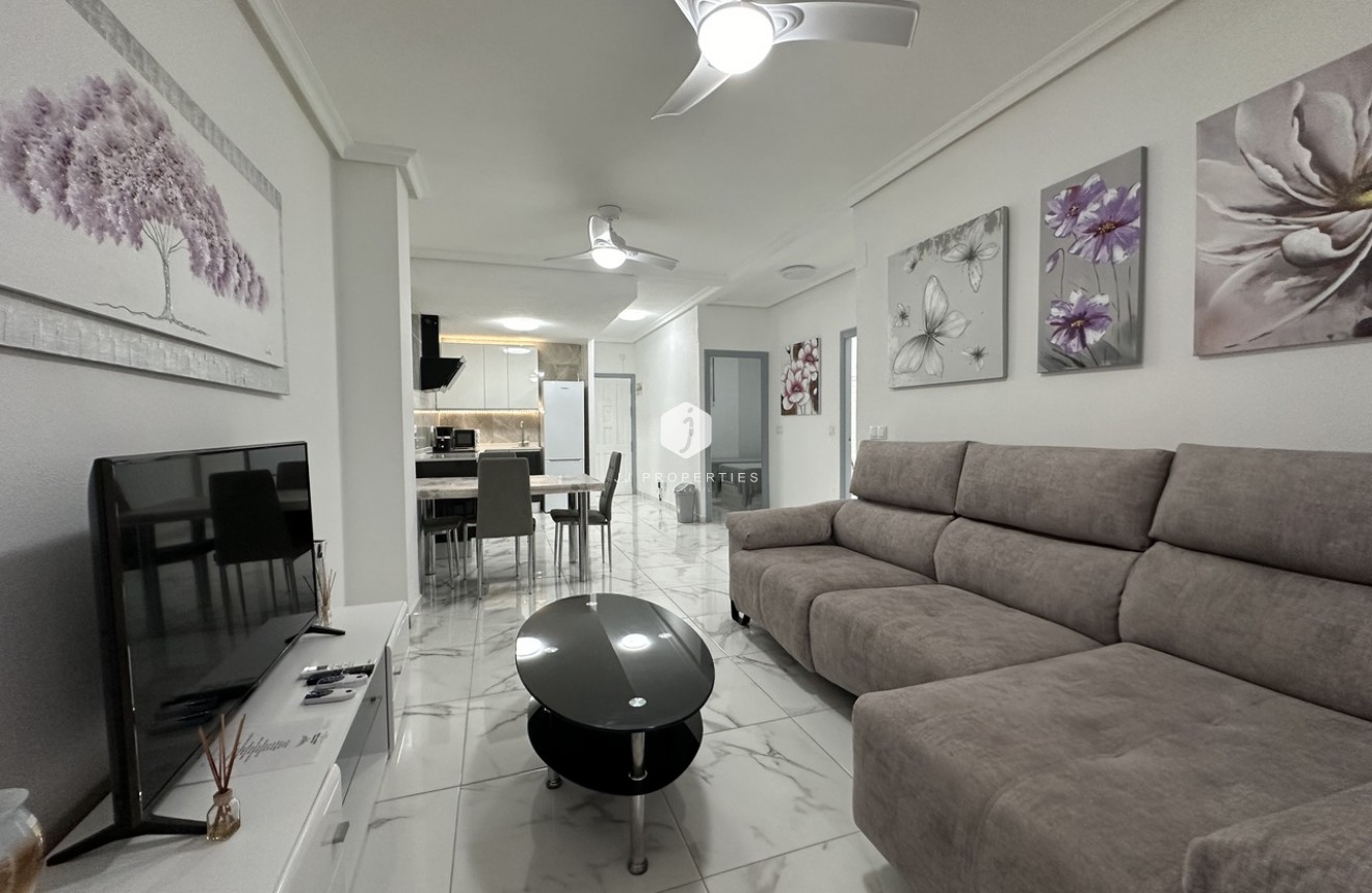 Tweedehands - Appartement / flat -
Torrevieja - Costa Blanca