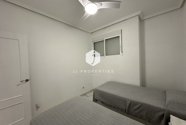 Tweedehands - Appartement / flat -
Torrevieja - Costa Blanca