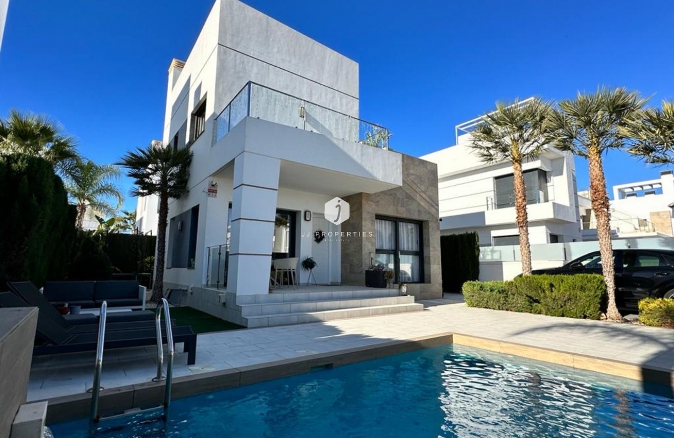 Segunda mano - Villa -
Ciudad Quesada - Costa Blanca