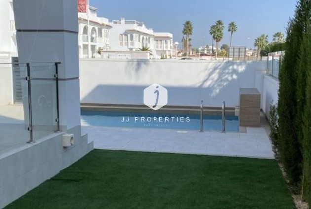 Segunda mano - Villa -
Ciudad Quesada - Costa Blanca