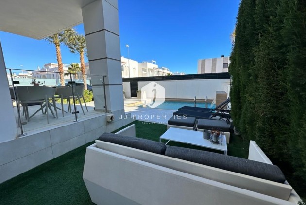 Segunda mano - Villa -
Ciudad Quesada - Costa Blanca