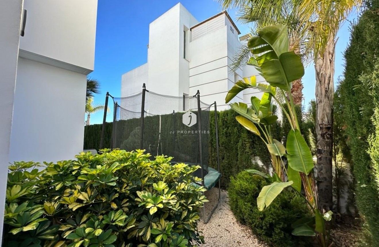 Segunda mano - Villa -
Ciudad Quesada - Costa Blanca