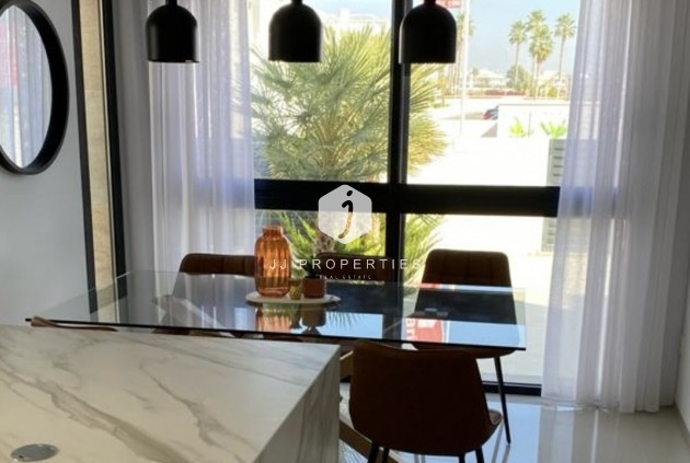 Segunda mano - Villa -
Ciudad Quesada - Costa Blanca