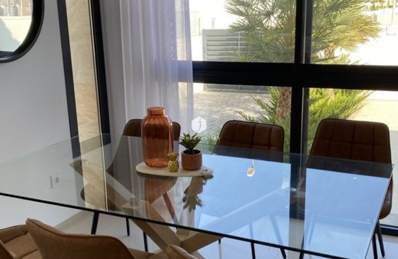 Segunda mano - Villa -
Ciudad Quesada - Costa Blanca